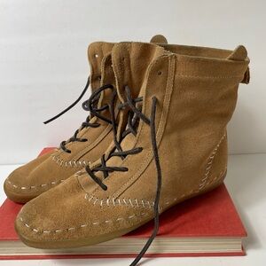 KEDS Suede Mocassin Style Booties